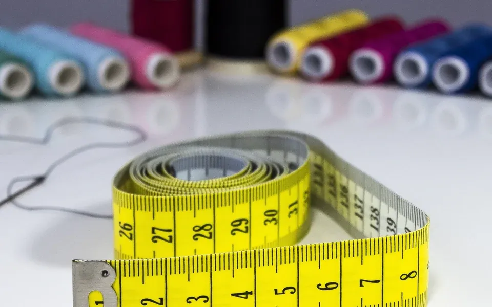 Centimetru de croitorie — productor local București, precizie și calitate textilă